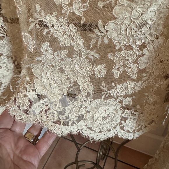 Valentino Soft White Lace Top - Picture 4 of 10